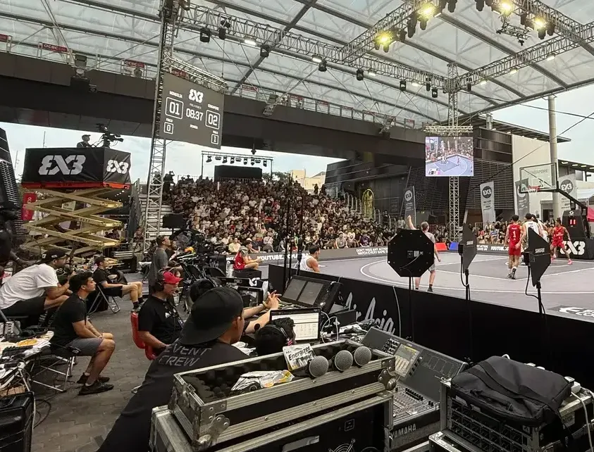 Live Broadcast