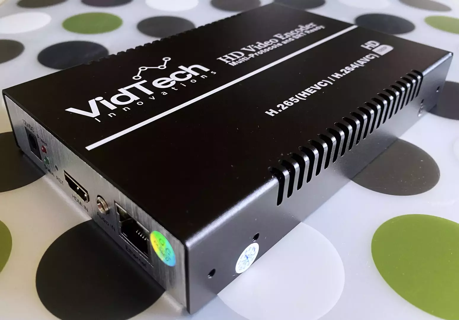 Label Broadcast VTB NE100P